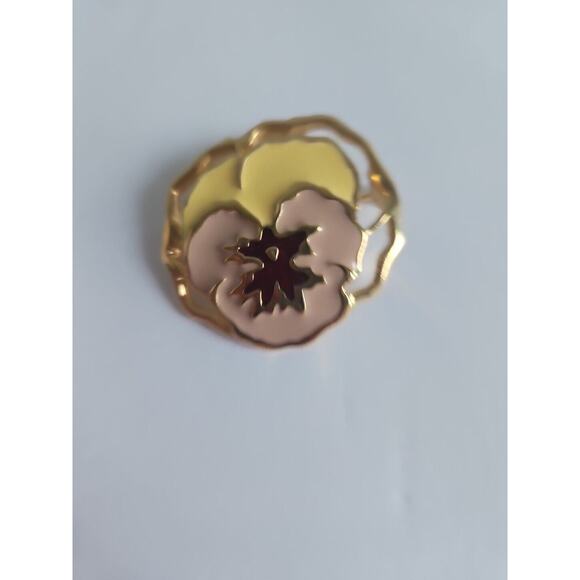 Purple & White Pansy Flower Golden Pin Brooch Enamel- Vintage - Picture 1 of 6